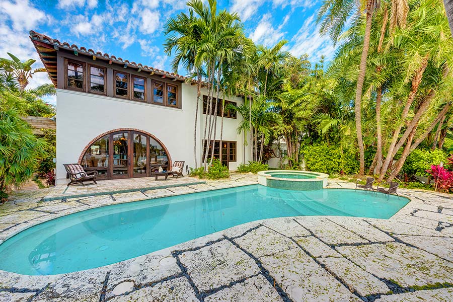 Platinum Luxury Auctions Announces Sale of Venetian Islands Property in Miami Beach