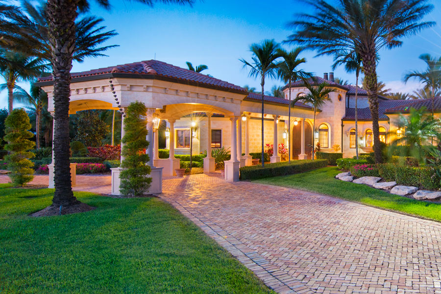 Tuscan-Inspired Estate in Wellington, Florida Approaches May 19th Auction Date