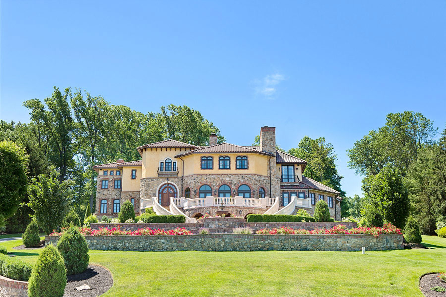 Custom-Built, Tuscan-Inspired Estate in Suburban NJ Heads to Luxury Auction® Dec 14th