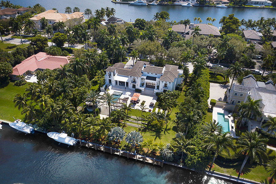 Florida tech billionaire to auction off his waterside Coral Gables mansion
