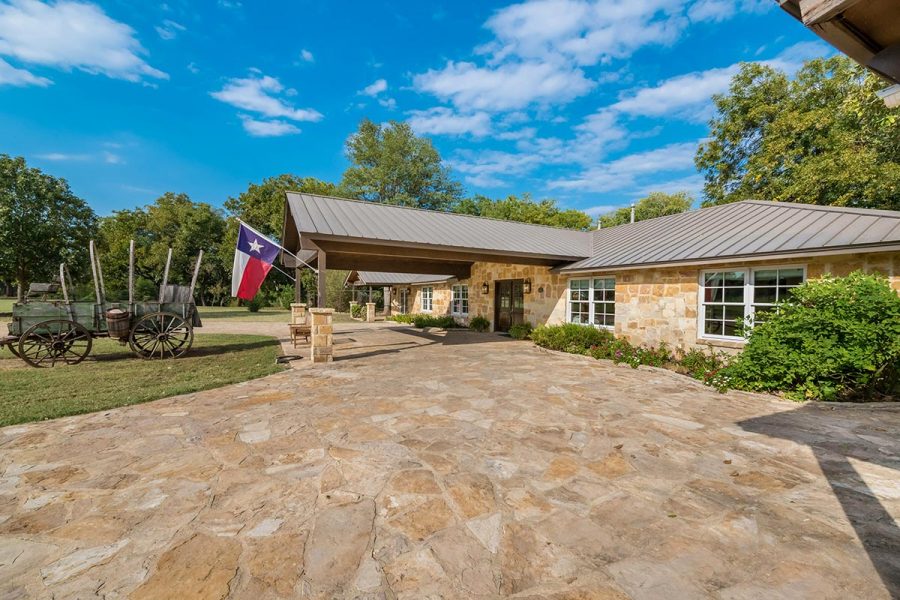 Pecan Bluff on the Brazos River Platinum Luxury Auctions