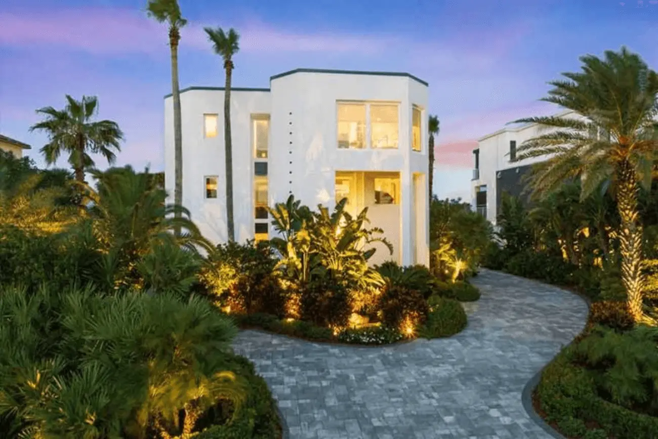 Why Florida’s Luxury Auction Market is Booming: Trends, Insights & Opportunities | 2025 Guide