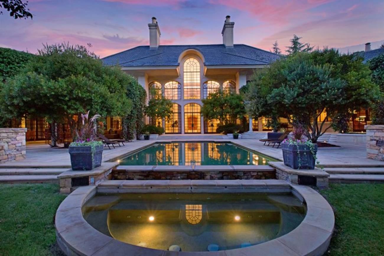 Selecting the Perfect Luxury Home Auction Company for Your Property: A Comprehensive Guide